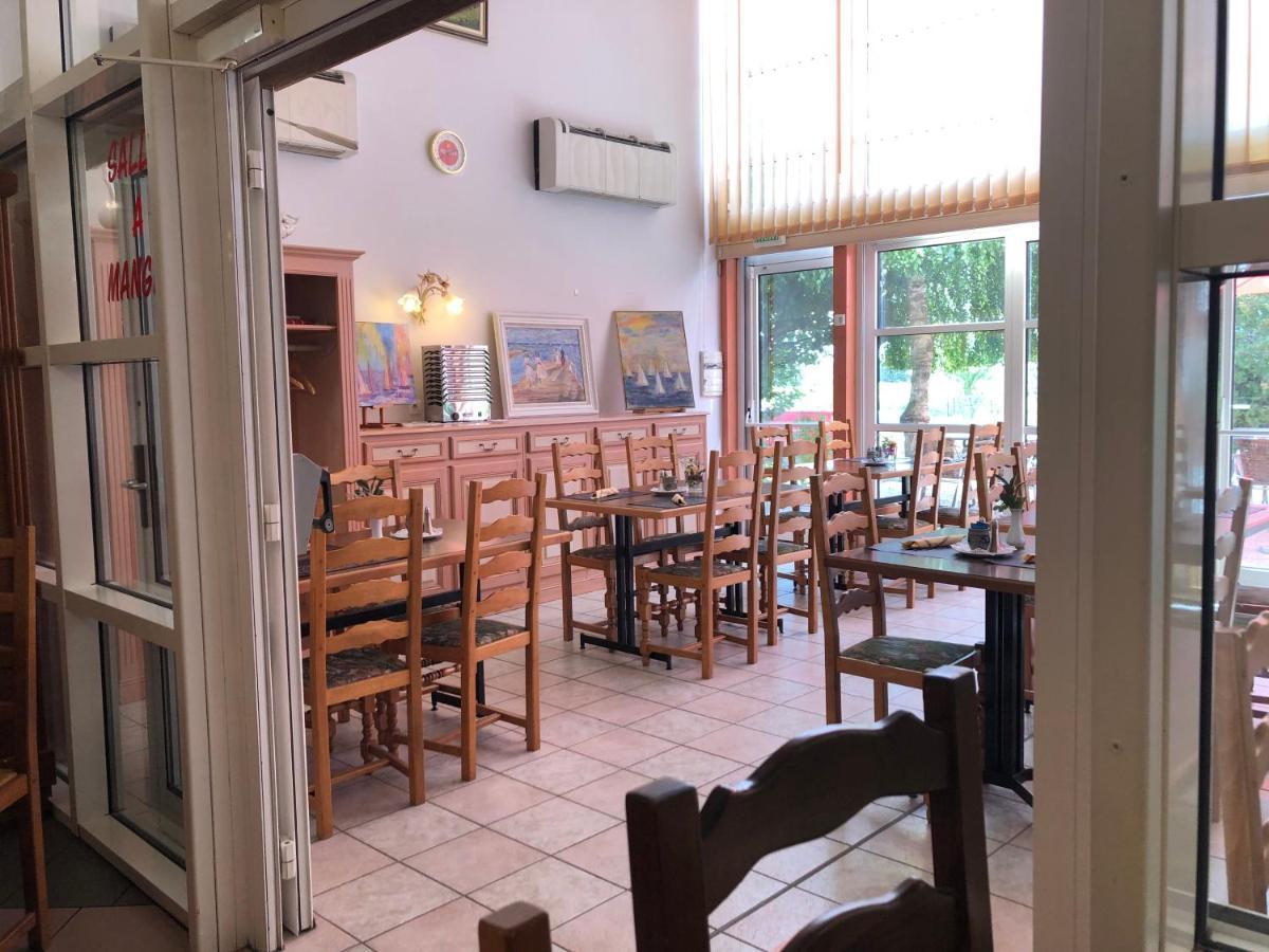 Mittelbronn Logis Hotel Restaurant Saint Augustin מראה חיצוני תמונה